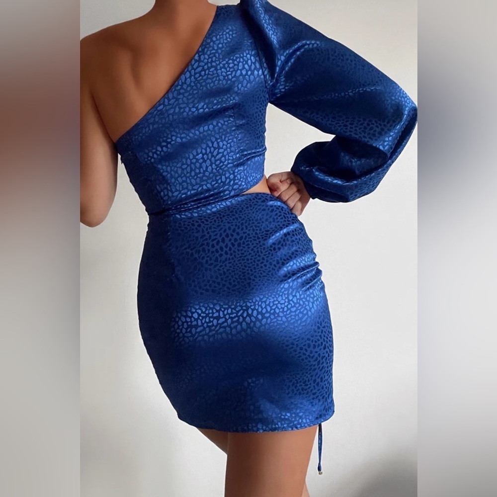 Runaway the Label Monrow Cut-out Dress in Sapphire
